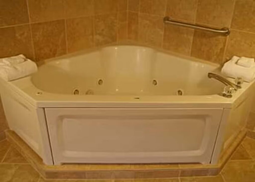 Hampton Inn Sevierville - Image 2