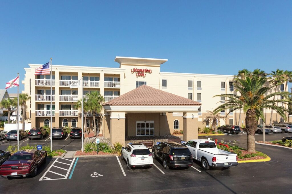 Hampton Inn St. Augustine Beach - Image 2