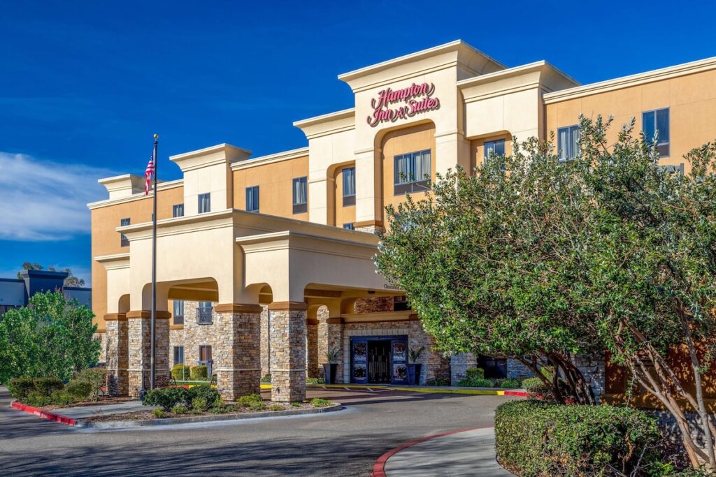 Hampton Inn & Suites Sacramento-Elk Grove Laguna I-5 - Image 2
