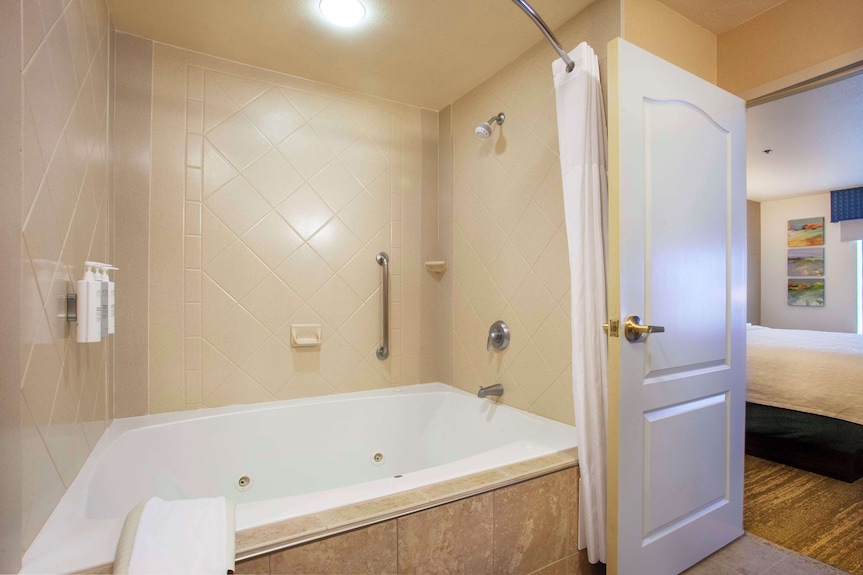 Hampton Inn Suites Salinas