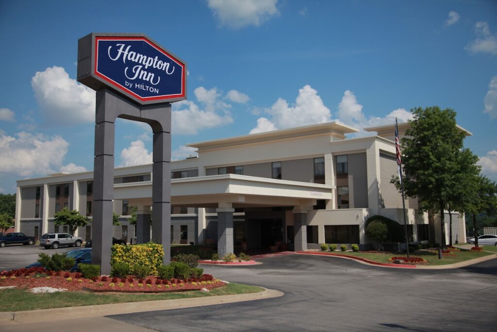 Hampton Inn Tulsa-Sand Springs - Image 5