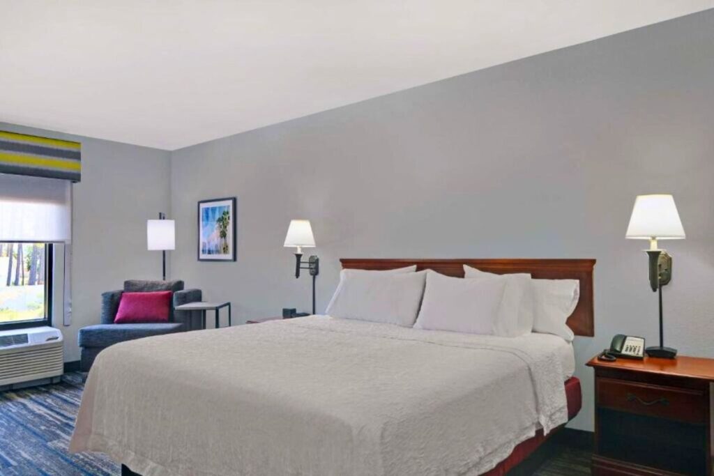 Hampton Inn by Hilton Panama City Beach - Image 1