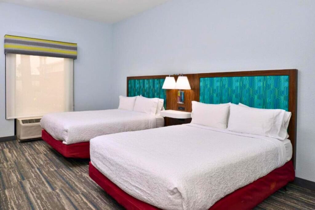 Hampton Inn by Hilton Panama City Beach - Image 3
