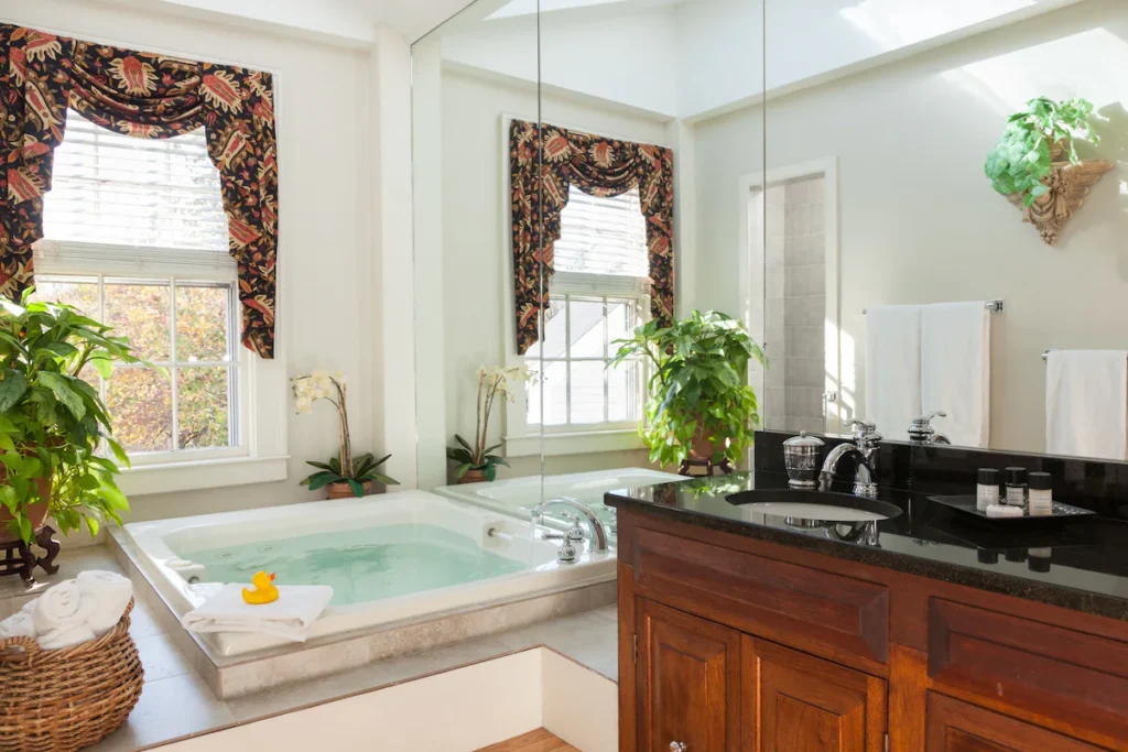 Harbor Light Inn - Image 1