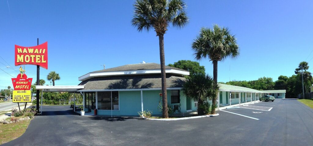 Hawaii Motel - Image 2