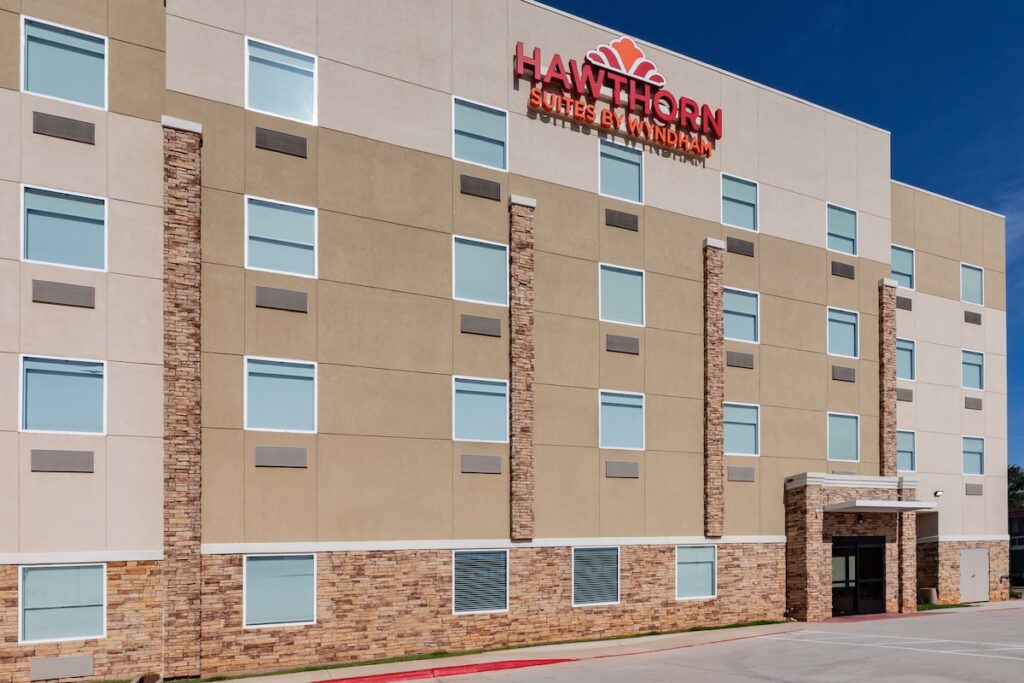 Hawthorn Extended Stay by Wyndham Oklahoma City Airport - Image 4