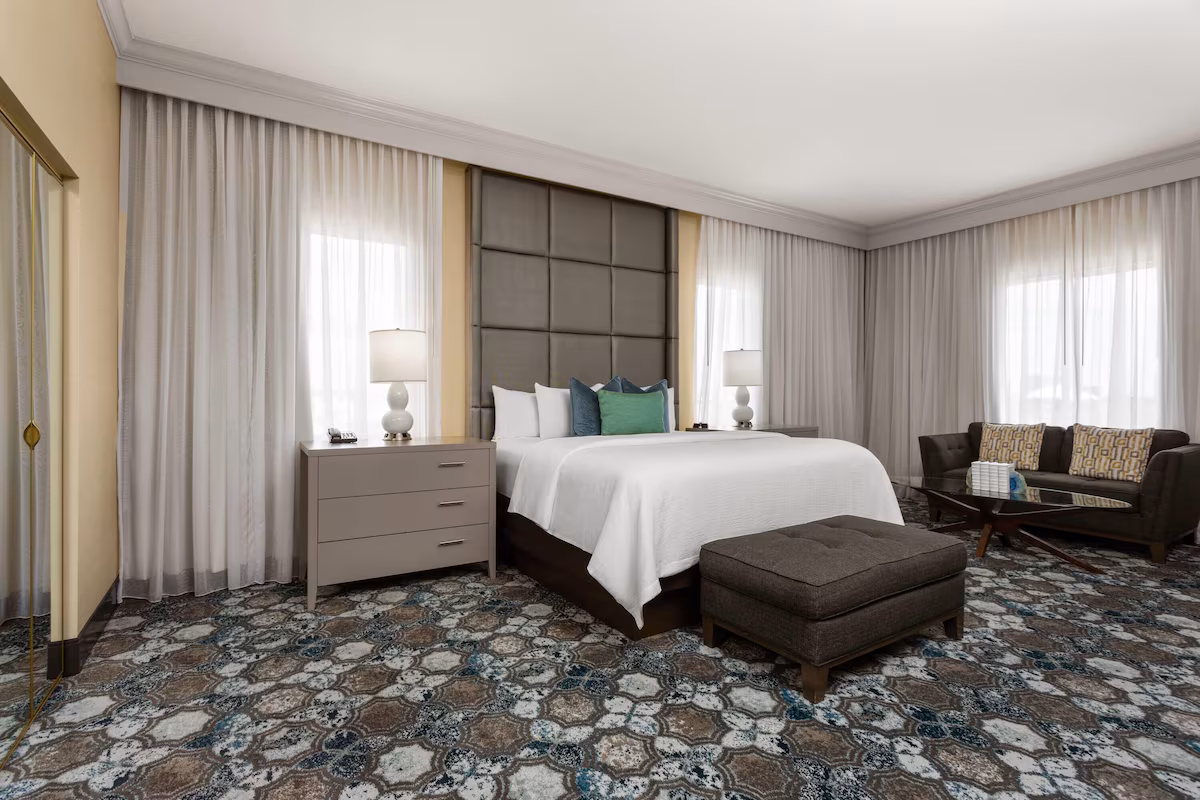 Hawthorn Extended Stay by Wyndham West Palm Beach - Image 1