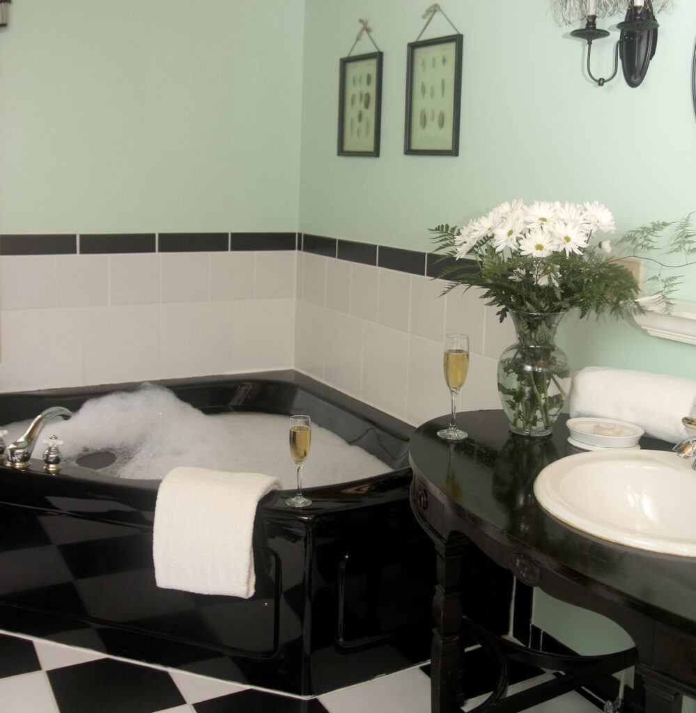 Heartstone Inn B&B & Cottages - Image 1