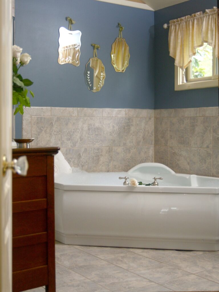 Heartstone Inn B&B & Cottages