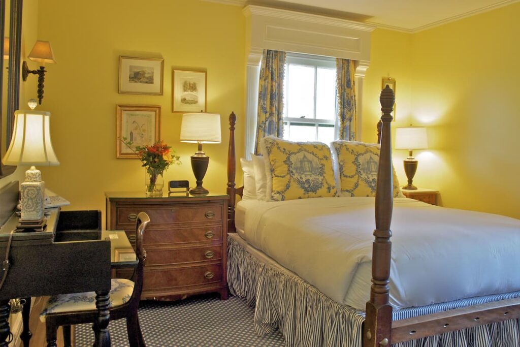 Hilltop Inn - Image 4