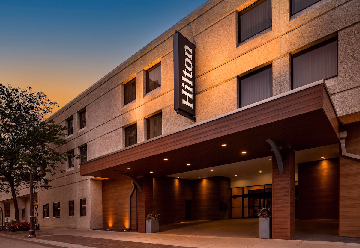 Hilton Appleton Paper Valley - Image 2