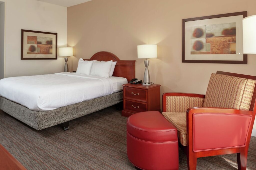 Hilton Garden Inn Charlotte North - Image 3