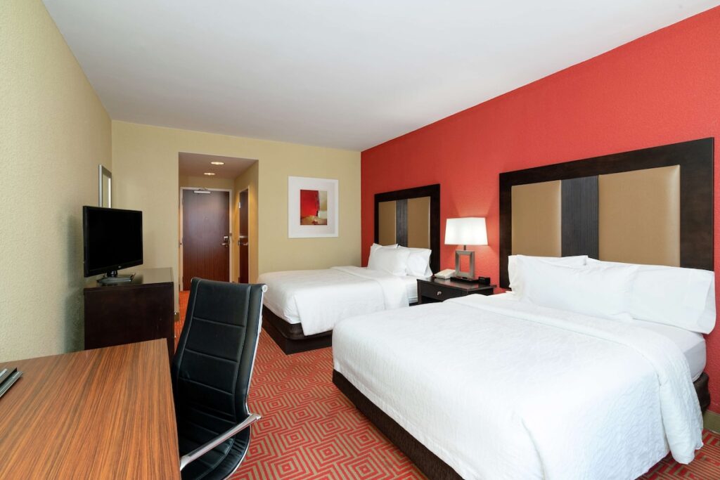 Hilton Garden Inn Dalton - Image 4