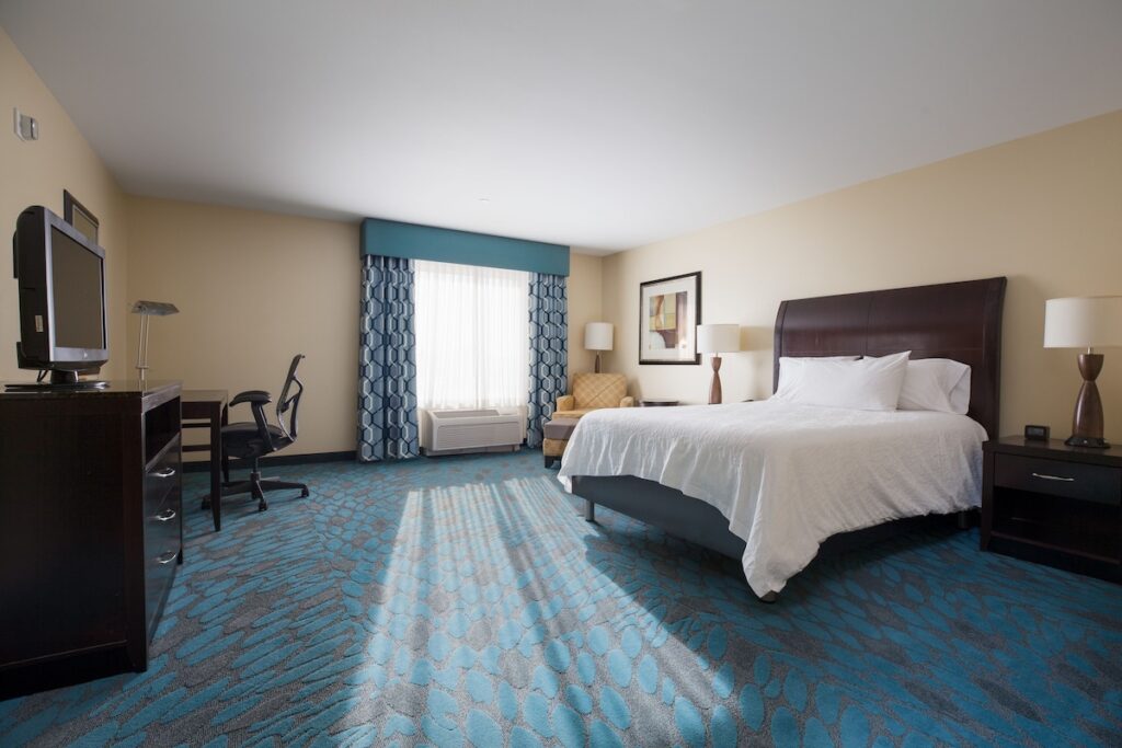 Hilton Garden Inn Fargo - Image 3