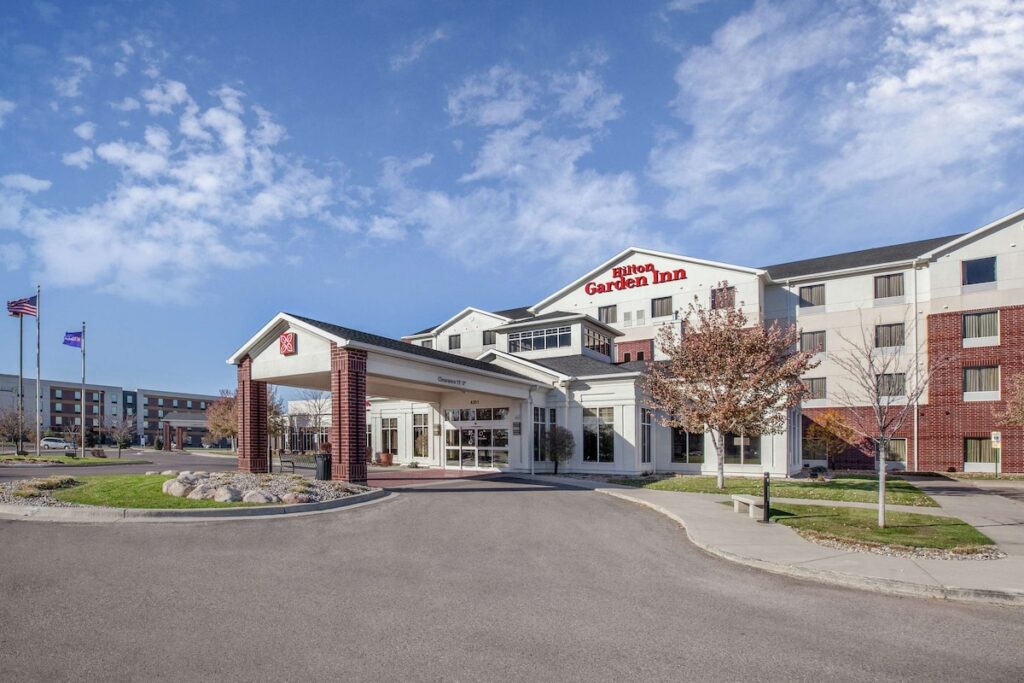 Hilton Garden Inn Fargo - Image 4