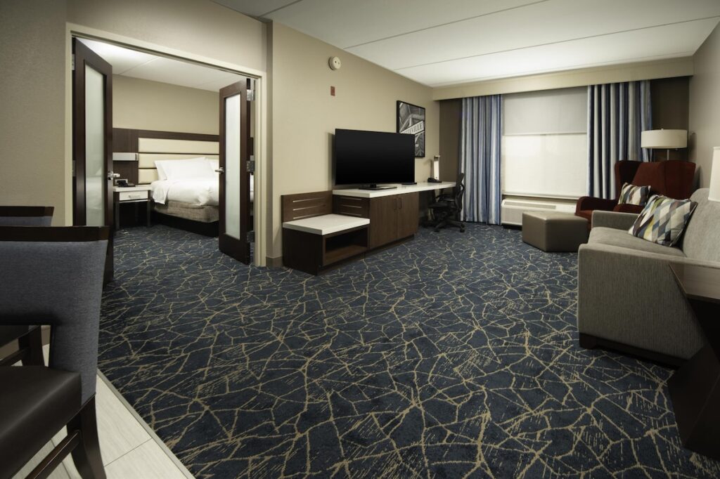 Hilton Garden Inn Fayetteville Fort Bragg - Image 3