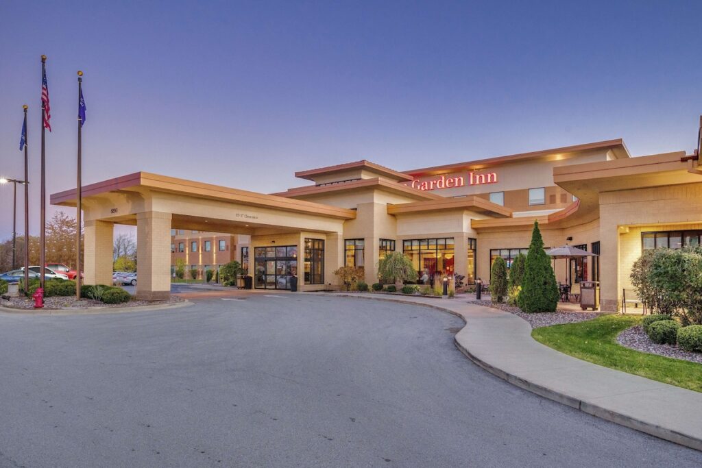 Hilton Garden Inn Milwaukee Airport - Image 2