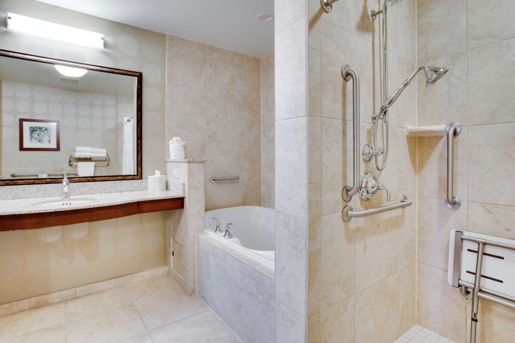 Hilton Garden Inn Milwaukee Airport - Image 1