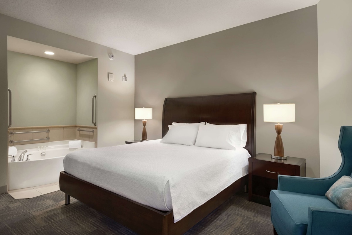 Hilton Garden Inn Minneapolis Downtown