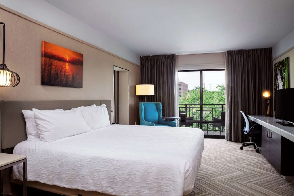 Hilton Garden Inn Mobile Downtown - Image 3