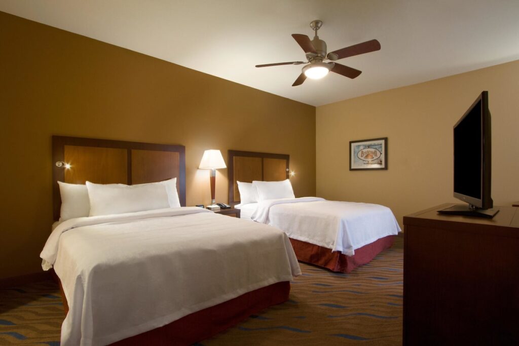 Hilton Garden Inn Oklahoma City Bricktown - Image 2