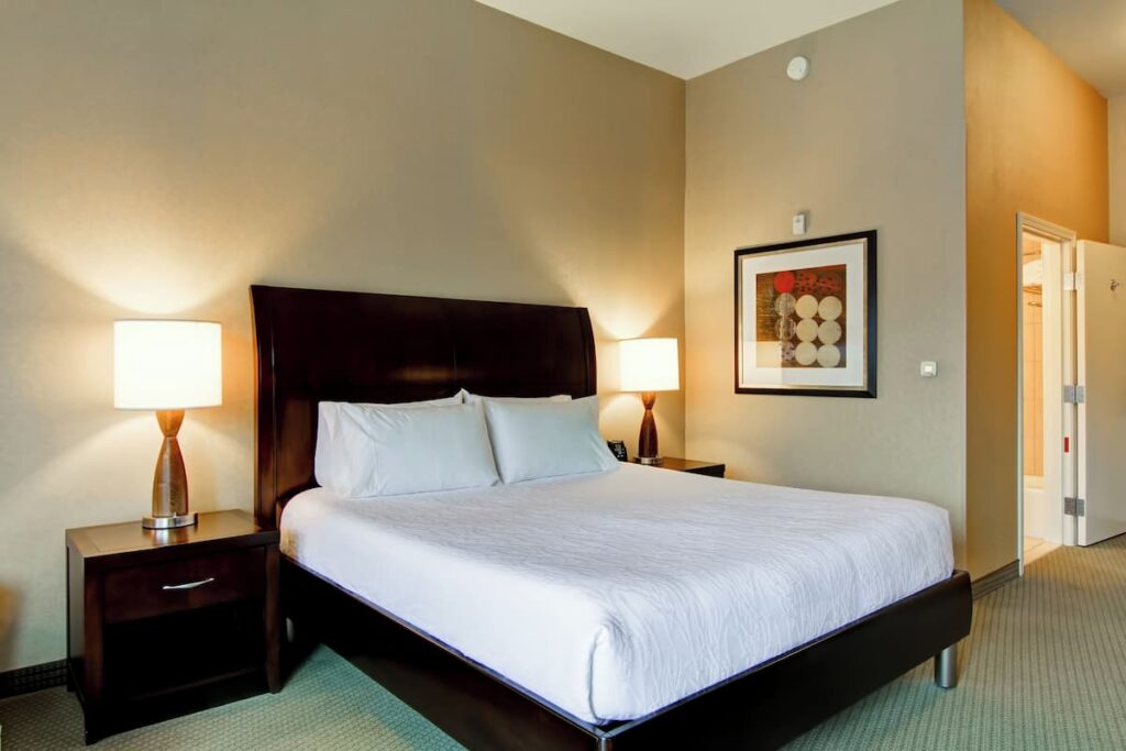 Hilton Garden Inn Seattle Issaquah - Image 4