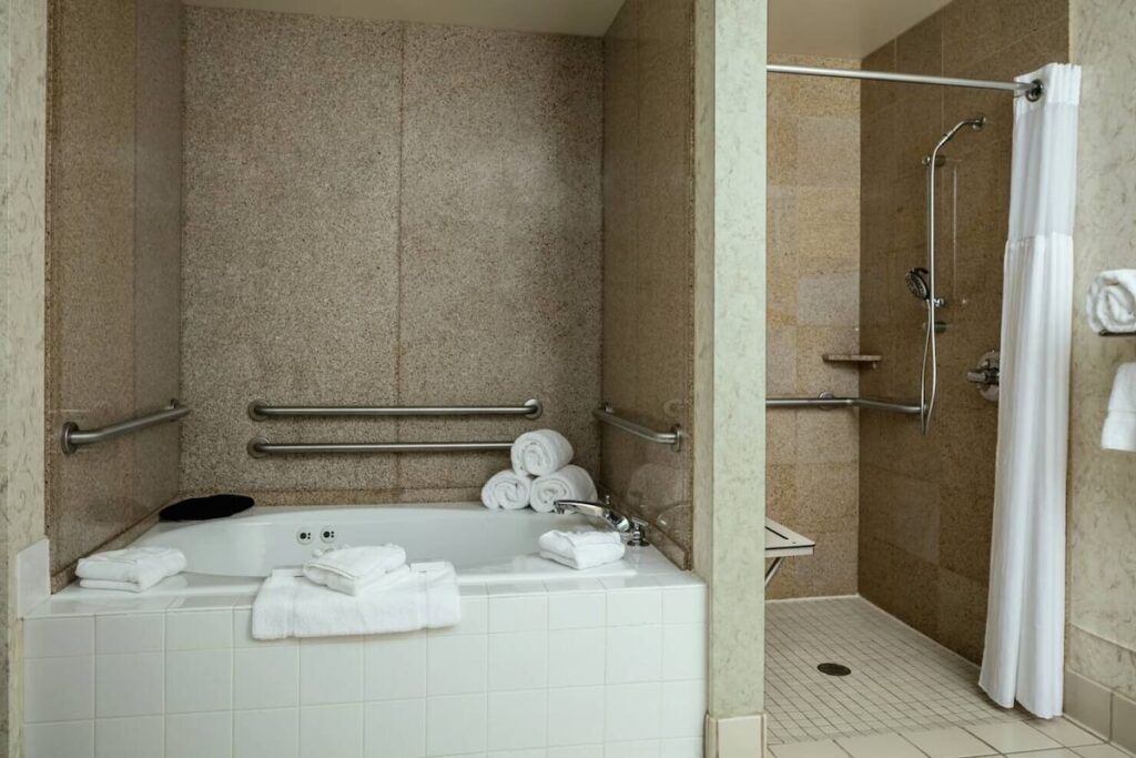 Hilton Garden Inn Seattle/Bothell - Image 1