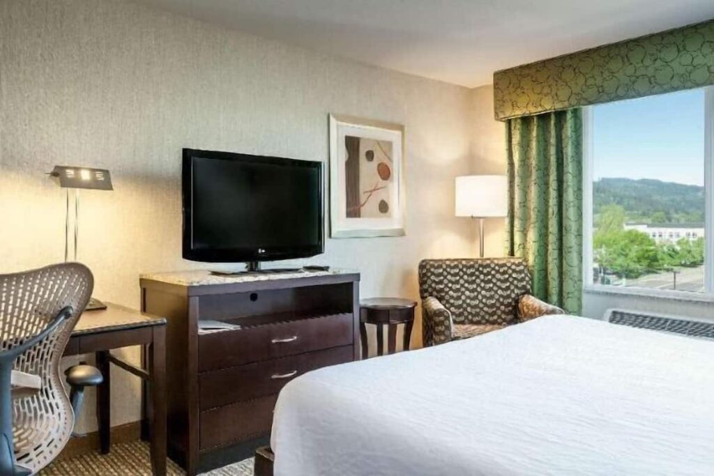 Hilton Garden Inn Seattle/Bothell - Image 4
