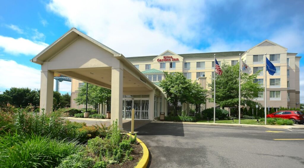 Hilton Garden Inn Secaucus/Meadowlands - Image 2