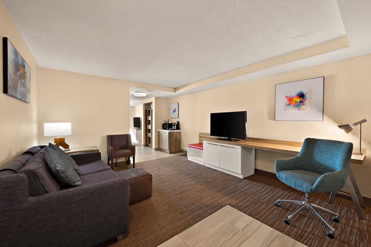 Hilton Garden Inn Williamsburg - Image 3