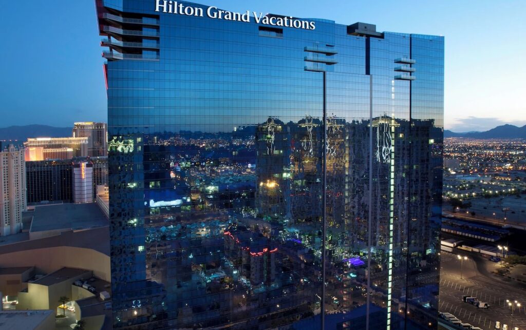 Hilton Grand Vacations Club Elara Center Strip Las Vegas - Image 3
