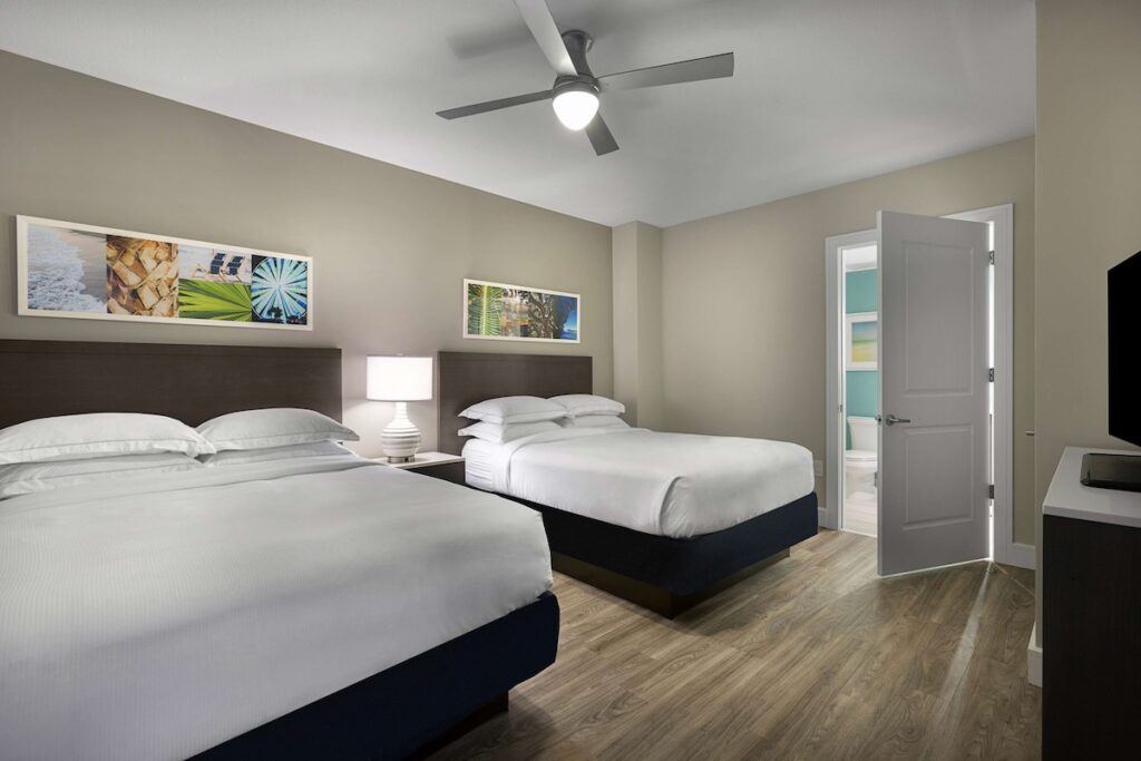 Hilton Grand Vacations Club Ocean 22 Myrtle Beach. - Image 4