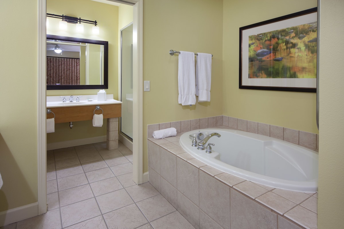 Holiday Inn Club Vacations at Lake Geneva Resort by IHG Rockford