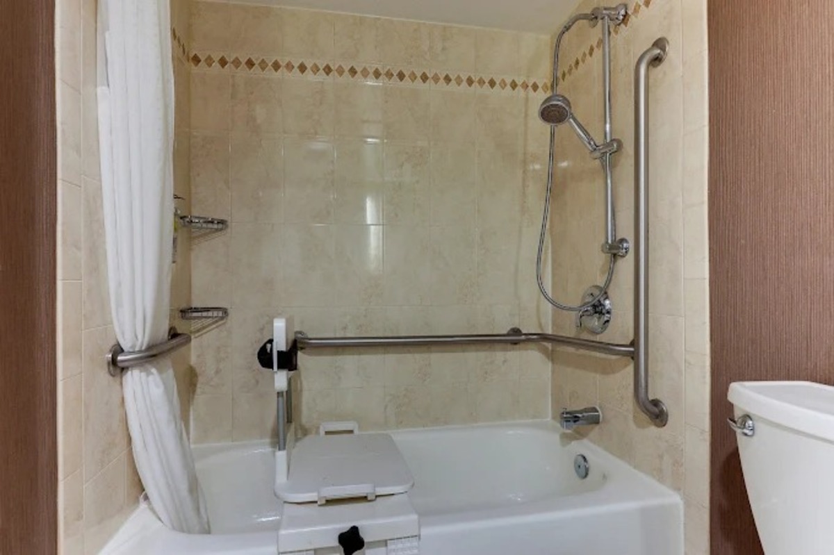 Holiday Inn Express Aberdeen by IHG