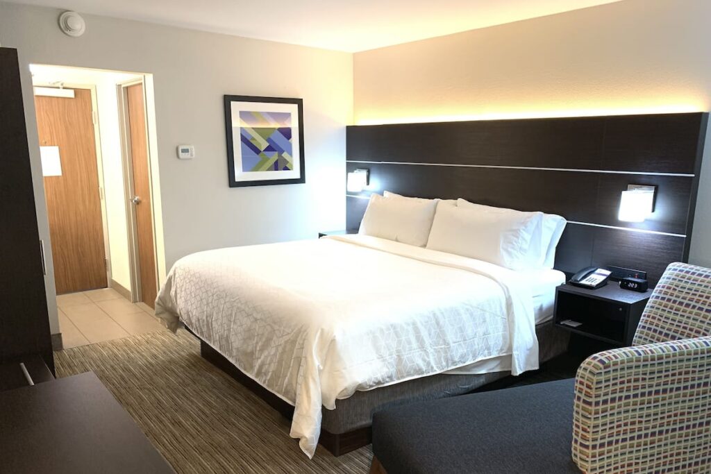 Holiday Inn Express Allentown North by IHG - Image 3