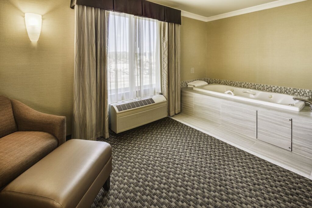 Holiday Inn Express Castro Valley – I-580 by IHG - Image 4