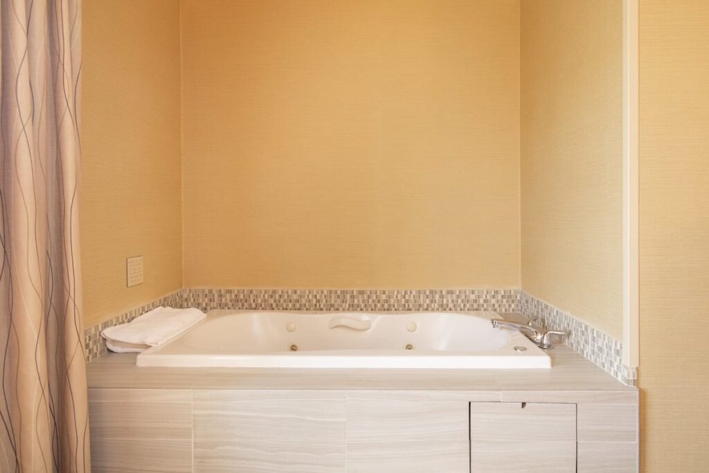 Holiday Inn Express Castro Valley – I-580 by IHG - Image 1