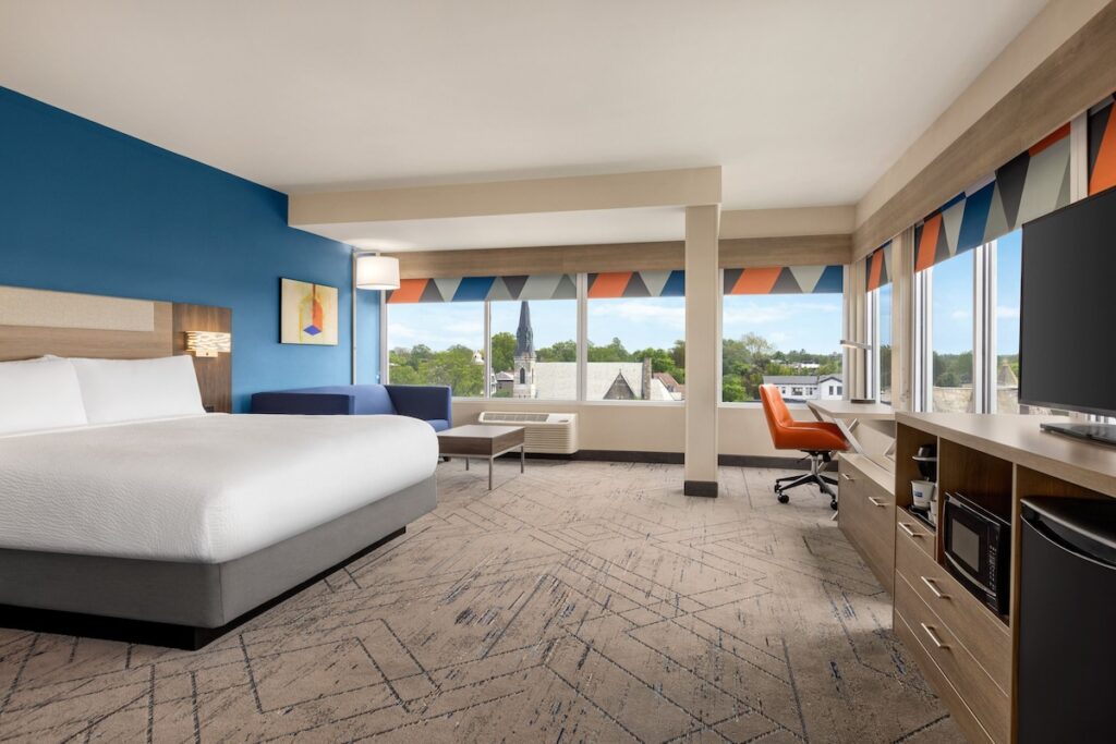Holiday Inn Express Evansville Downtown by IHG - Image 3