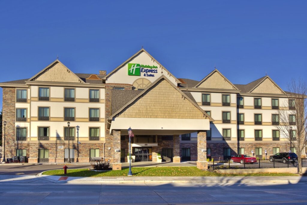 Holiday Inn Express Hotel & Suites Frankenmuth by IHG - Image 4
