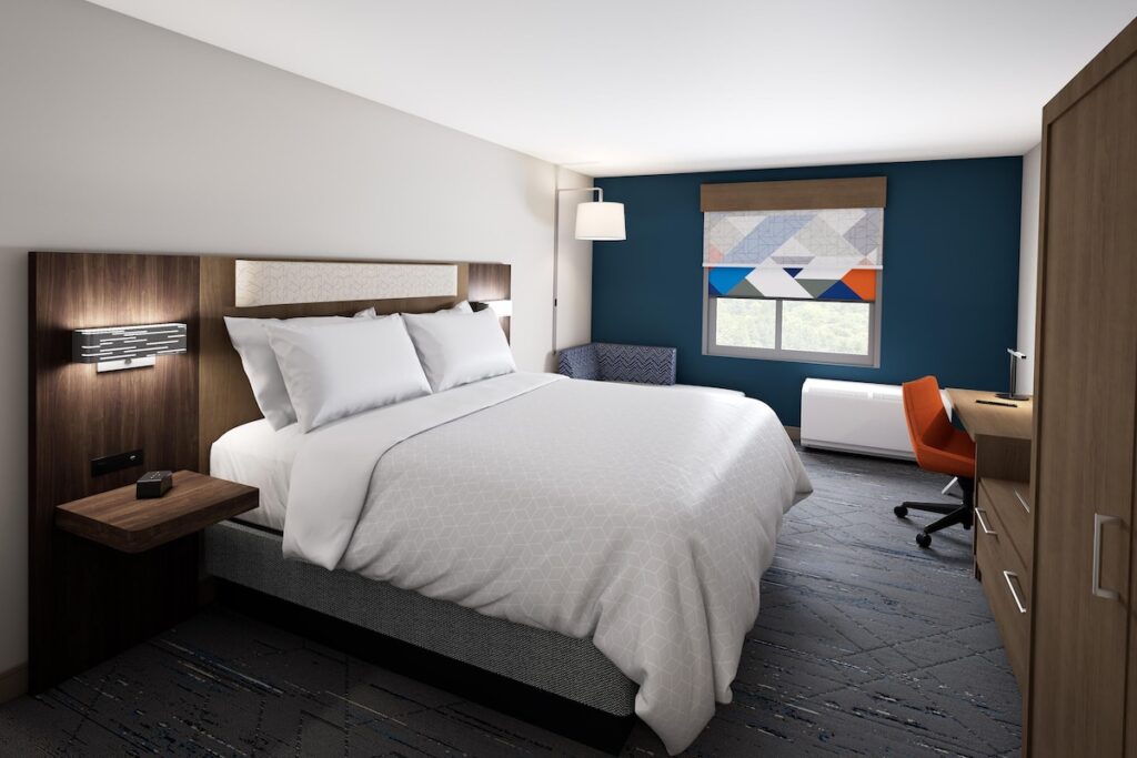Holiday Inn Express Hotel & Suites Idaho Falls by IHG - Image 2