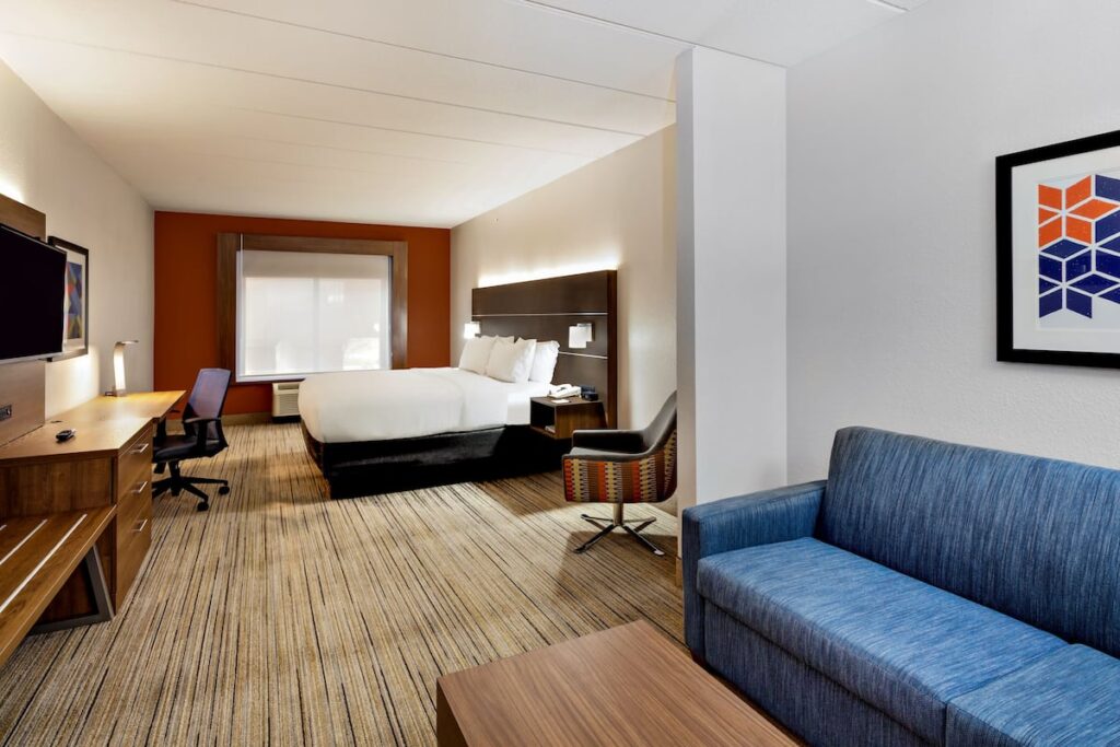 Holiday Inn Express Hotel & Suites Inverness by IHG - Image 3