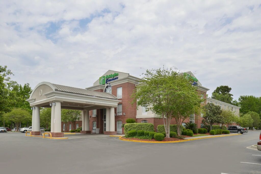 Holiday Inn Express Hotel & Suites Lafayette by IHG - Image 3