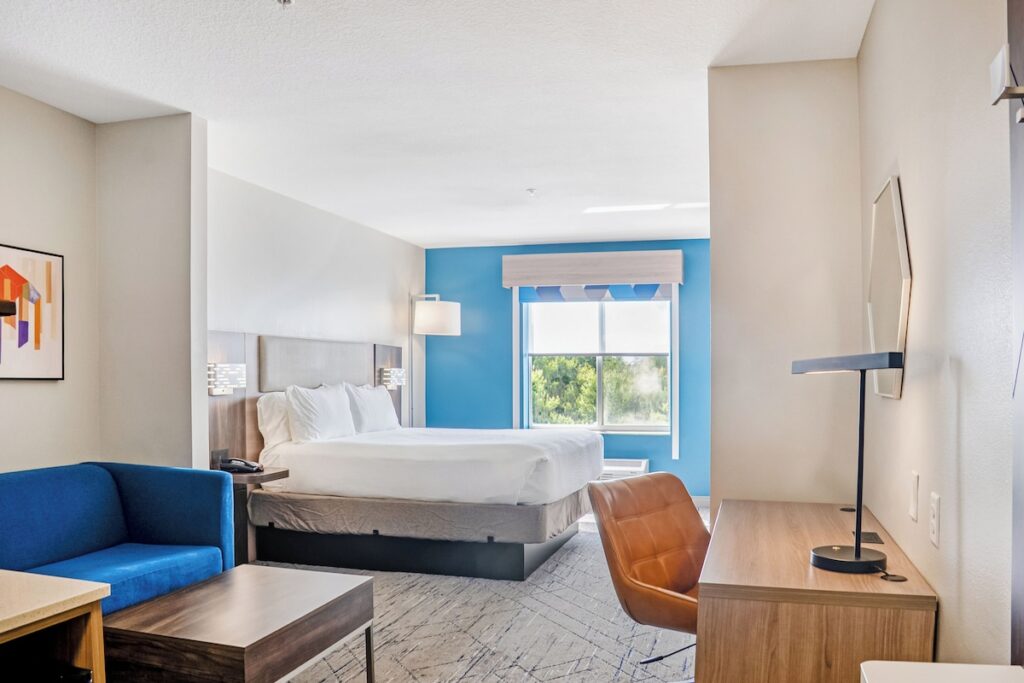 Holiday Inn Express Hotel & Suites Saint Augustine North by IHG - Image 4