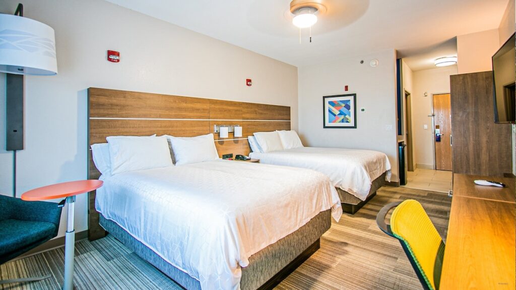 Holiday Inn Express Hotel & Suites South Padre Island by IHG - Image 2