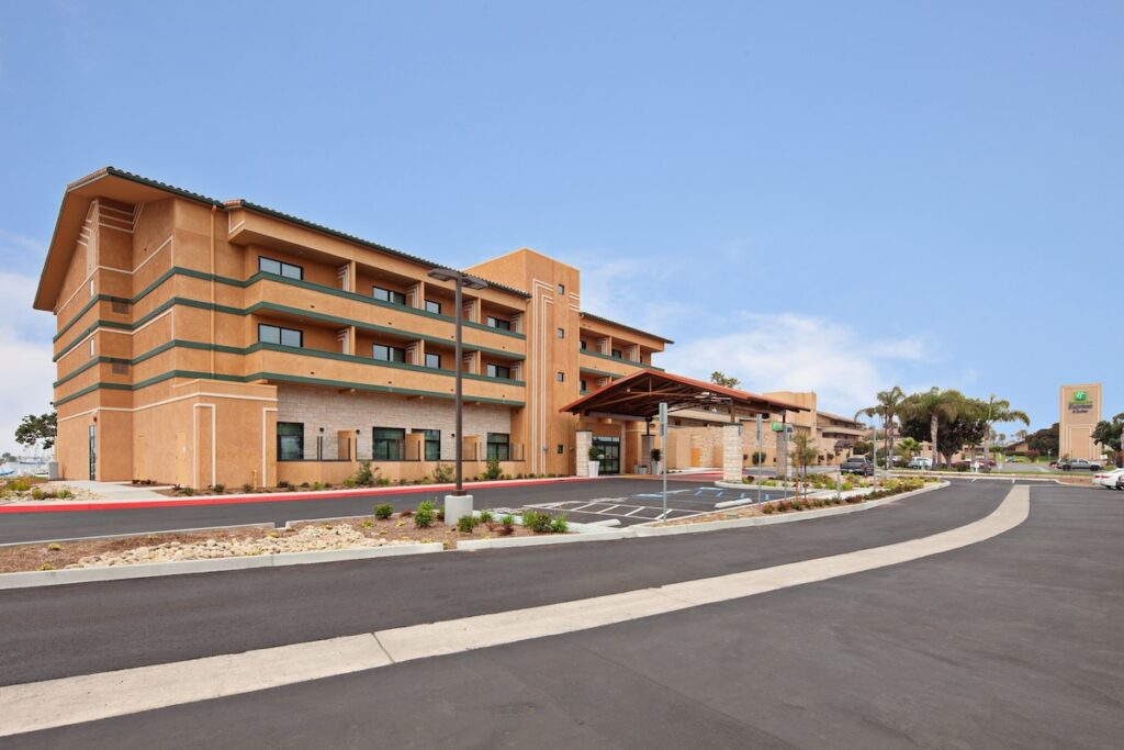 Holiday Inn Express Hotel & Suites Ventura by IHG - Image 5