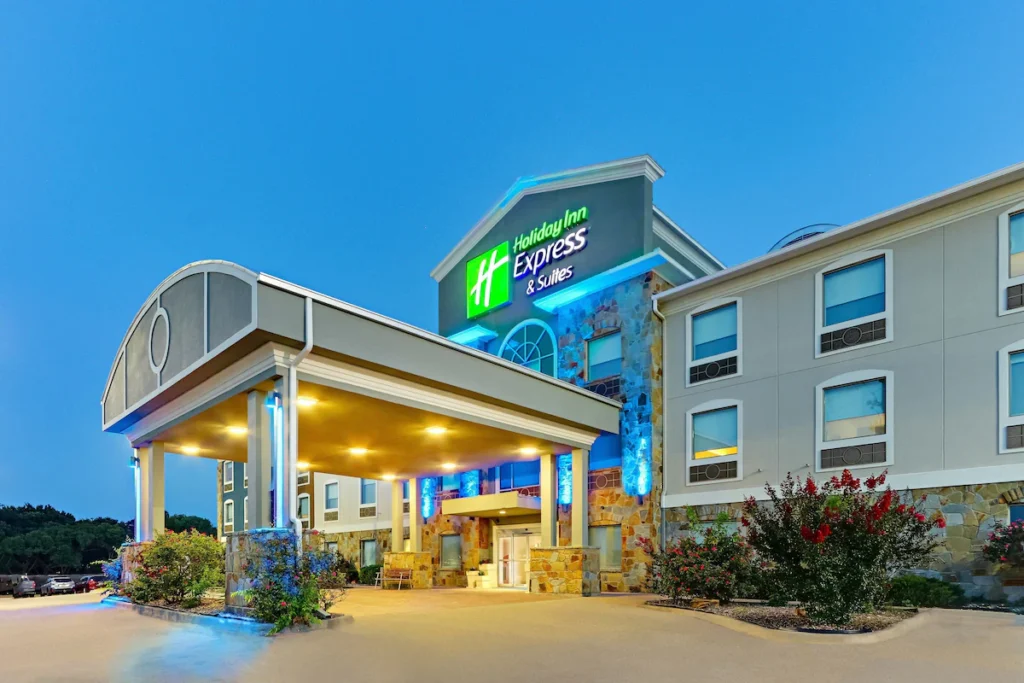 Holiday Inn Express Hotel & Suites Weatherford by IHG - Image 2