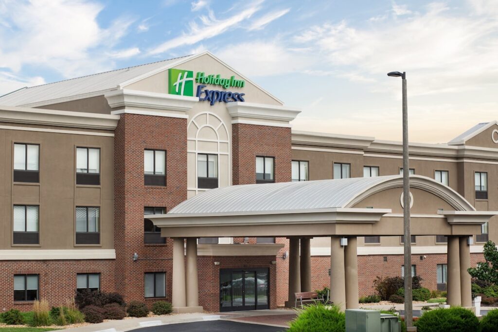 Holiday Inn Express Kansas City – at the Legends by IHG - Image 4