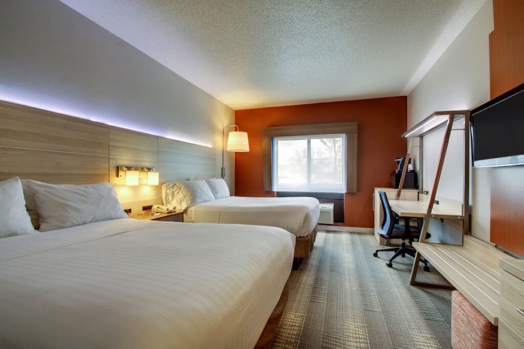 Holiday Inn Express Milwaukee North Brown Deer/Mequon by IHG - Image 3