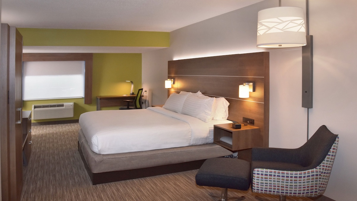 Holiday Inn Express Mount Pleasant Scottdale by IHG