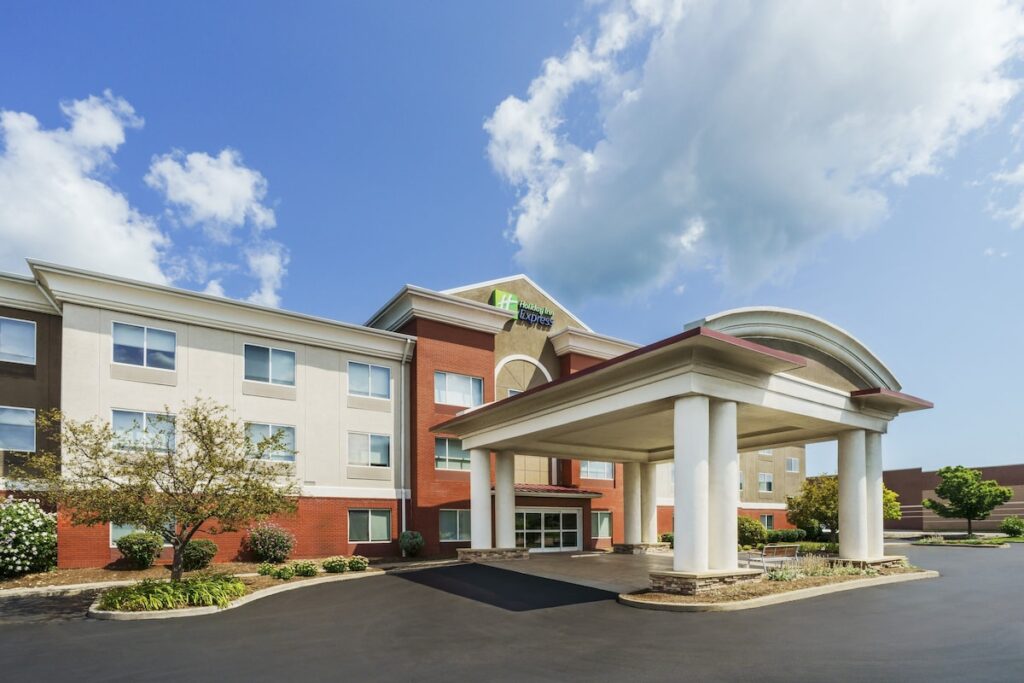Holiday Inn Express Rochester NE- Irondequoit by IHG - Image 2